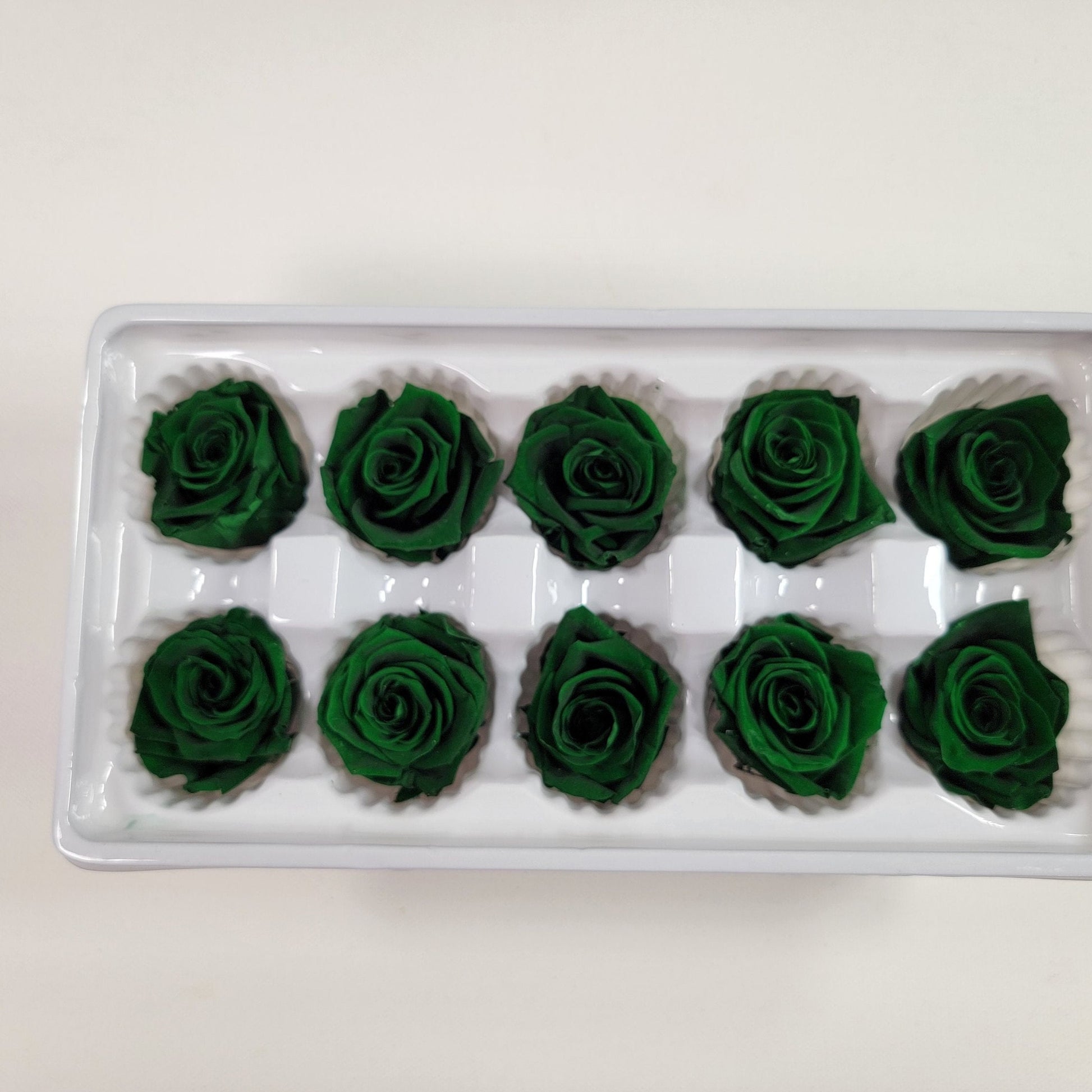 10 Dark Green Preserved Roses: DIY Floral Arrangements