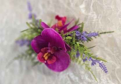Bright red Preserved Hydrangea: Real Dried Wedding Flowers